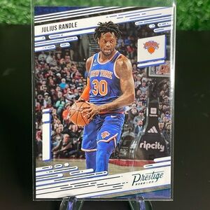 Panini Lot of 10 NEW YORK KNICKS Basketball 🏀 Trading Cards